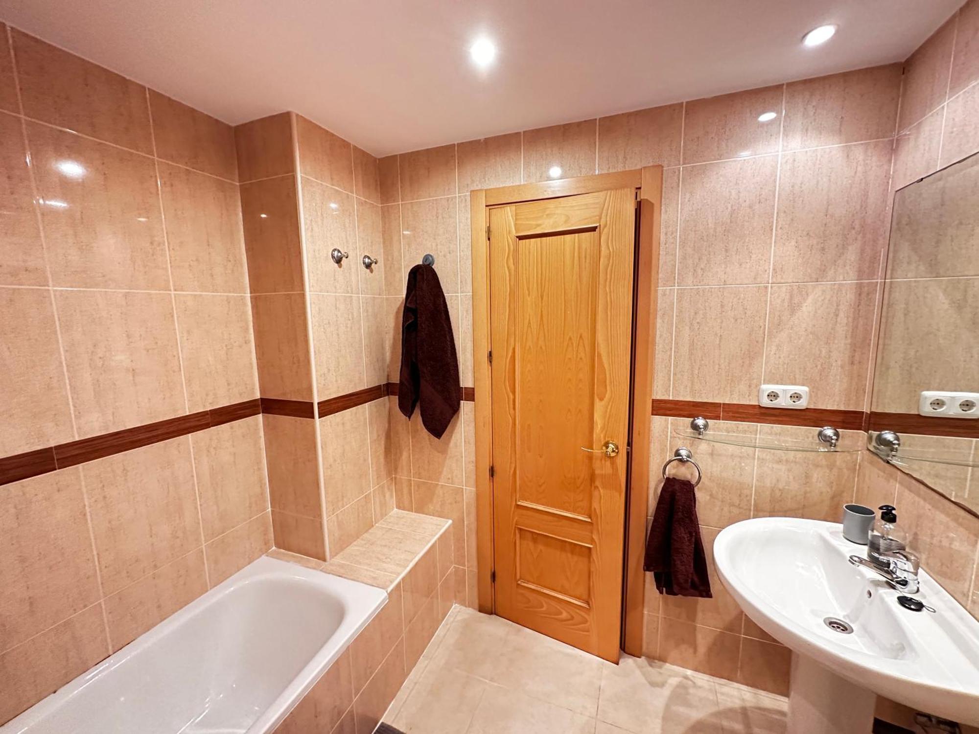 Luxurious Spacious Three Bedroom Apartment On Beachfront Almerimar Eksteriør billede
